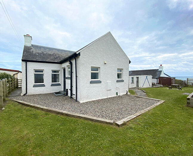 2 Bedroom Detached House For Sale In Bayview, BalephuilI, Isle Of Tiree, PA77