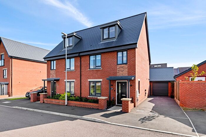4 Bedroom Semi-Detached House For Sale In Kunwar Avenue, Folkestone, CT20