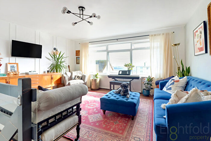 4 Bedroom Terraced House For Sale In Slinfold Close, Brighton, East Sussex, BN2