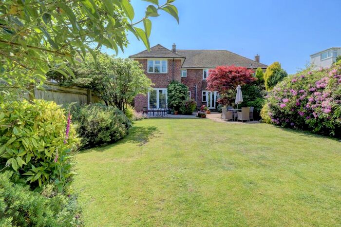 5 Bedroom Semi-Detached House For Sale In Ashley Drive, Penn, High Wycombe, HP10