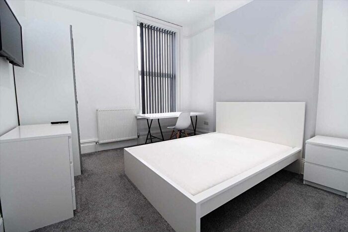 2 Bedroom Apartment To Rent In North Road East, Plymouth, PL4