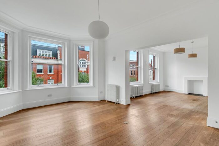 4 Bedroom Flat To Rent In Cannon Hill, West Hampstead, NW6