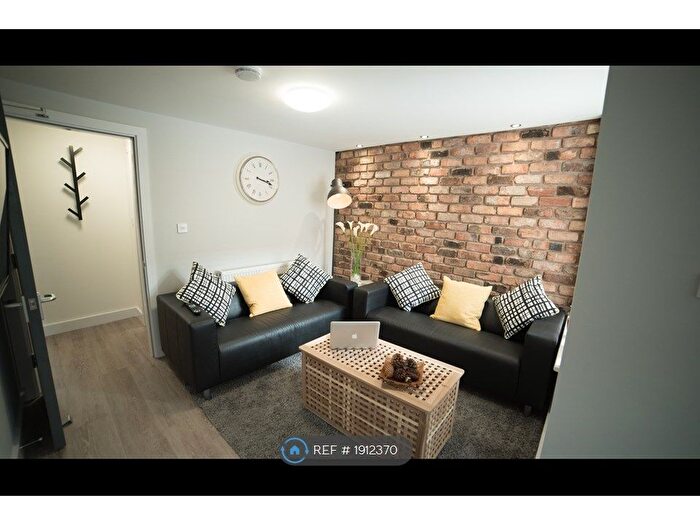 6 Bedroom Terraced House To Rent In Empress Road, Liverpool, L7