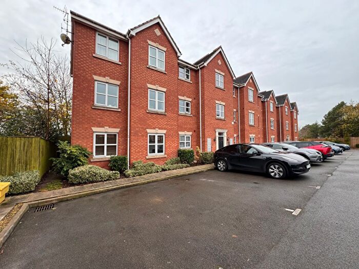 2 Bedroom Flat To Rent In Goldby Drive, Wednesbury, WS10