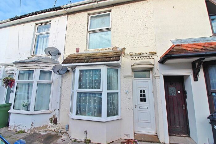 2 Bedroom Terraced House For Sale In Strode Road, Stamshaw, PO2