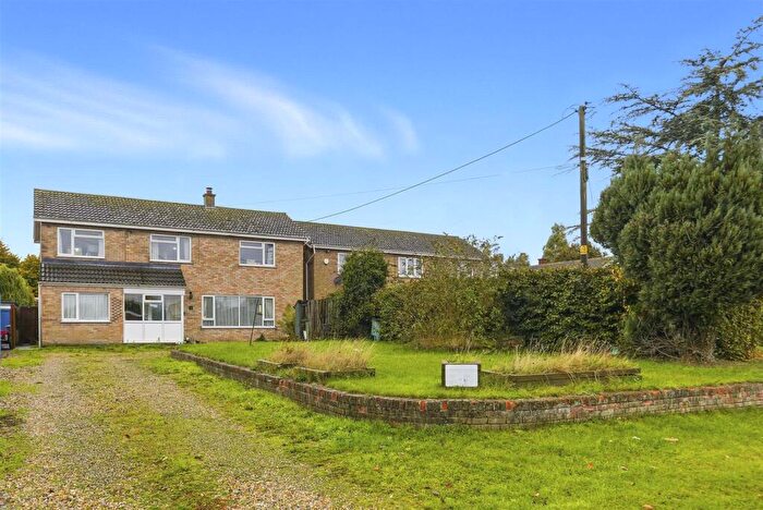 5 Bedroom House For Sale In Church Road, Griston, Thetford, IP25