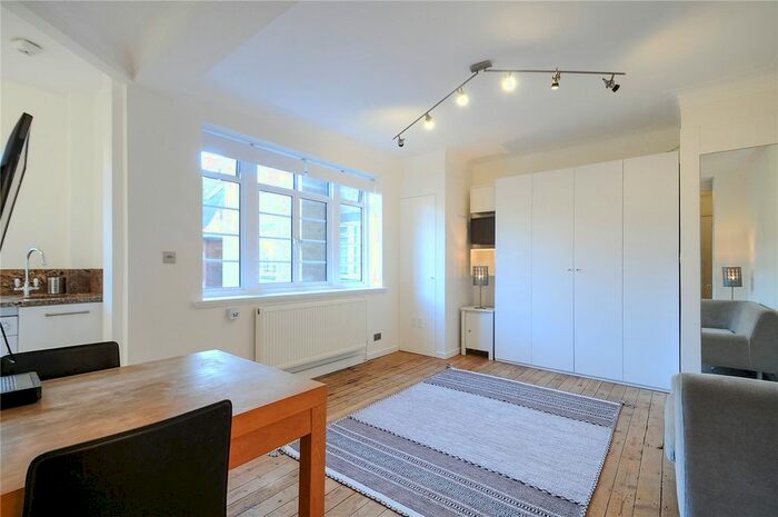 Studio To Rent In Vicarage Court, Vicarage Gate, London, W8