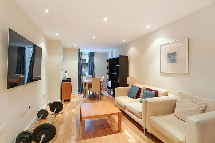 1 Bedroom Flat To Rent In Albert Embankment, Vauxhall, London, SE1