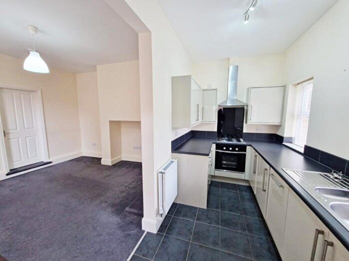 2 Bedroom Apartment To Rent In Gorsey Road, Nottingham, Nottinghamshire, NG3