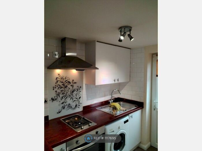 Studio To Rent In Cuttsfield Terrace, Hemel Hempstead, HP1