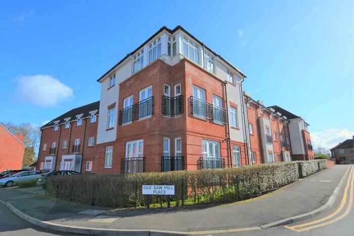 2 Bedroom Flat To Rent In Old Saw Mill Place, Amersham, HP6