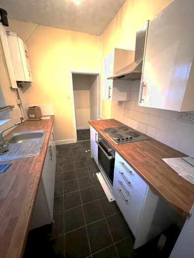 3 Bedroom Terraced House To Rent In Staveley Street, Edlington, Doncaster, DN12