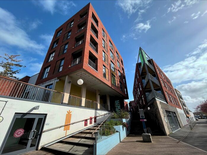2 Bedroom Flat To Rent In Paintworks, Arnos Vale, BS4