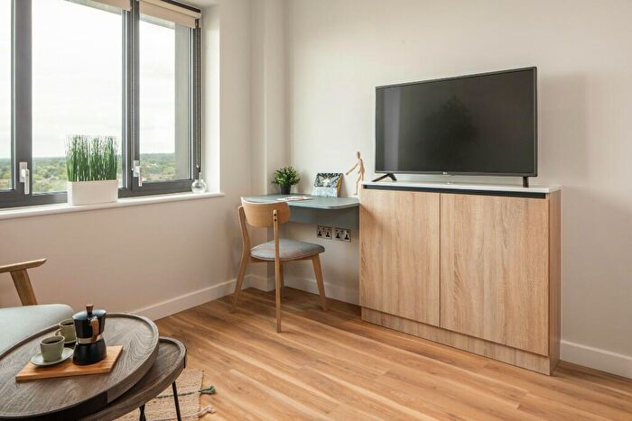 Studio To Rent In Enclave: Croydon, College Road, East Croydon, London, CR0