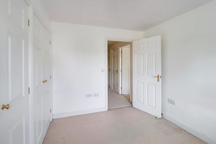 1 Bedroom Flat For Sale In Rescue Way, Ashby De La Zouch, LE65