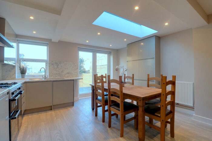 6 Bedroom Terraced House To Rent In Elm Grove, Brighton, BN2