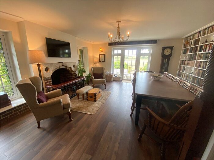 5 Bedroom Detached House To Rent In Stone, Tenterden, Kent, TN30