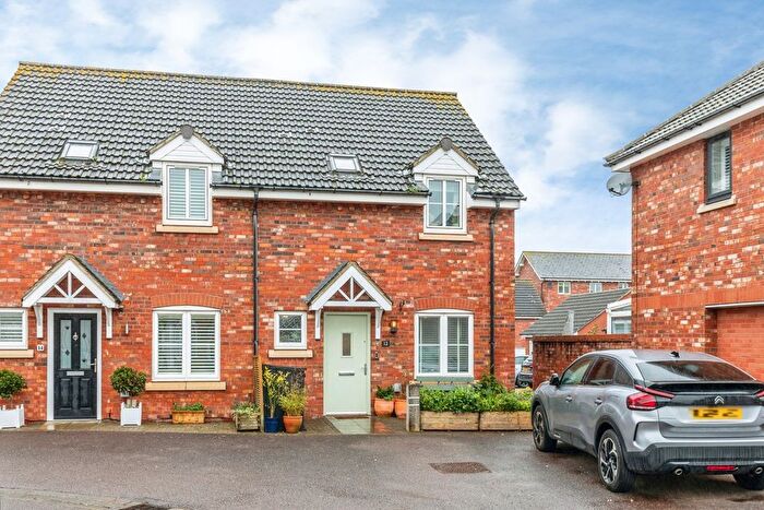 3 Bedroom Semi Detached House For Sale In Camomile Walk, Portishead, Bristol, Somerset, BS20
