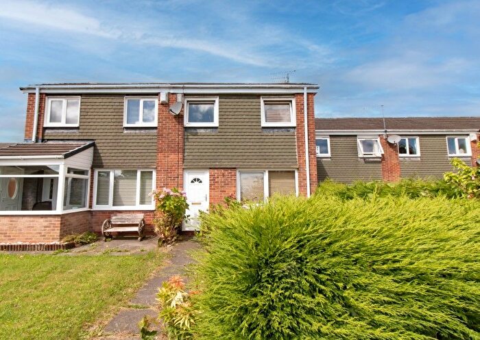 3 Bedroom Semi-Detached House For Sale In Oxted Close, Cramlington, Tyne And Wear, NE23