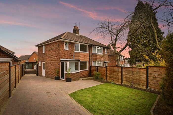 3 Bedroom Semi Detached House For Sale In Greenfields Road, Harrogate, HG2