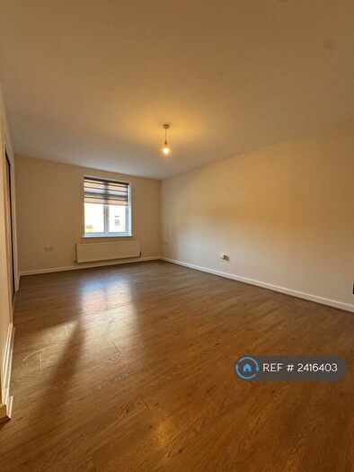 2 Bedroom Flat To Rent In Clement House, Kenilworth, CV8