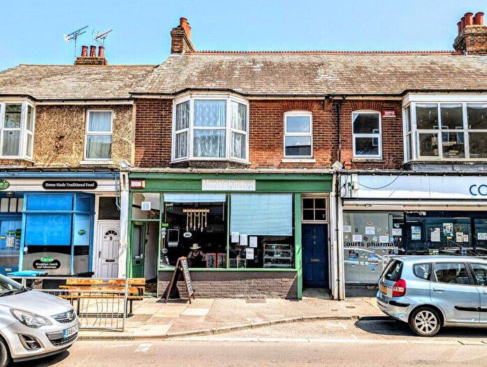 2 Bedroom Flat For Sale In Station Road, Birchington, CT7