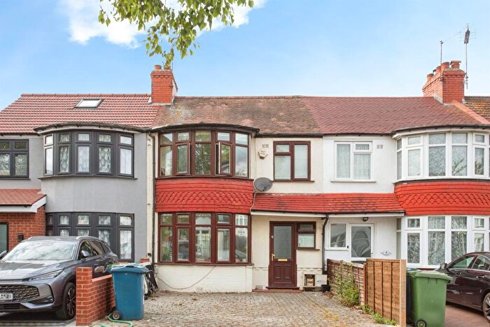 3 Bedroom Terraced House For Sale In Harley Road, Harrow, HA1