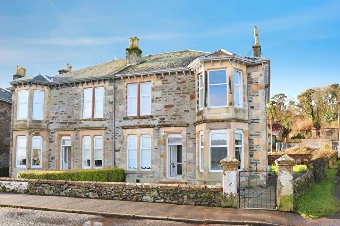 2 Bedroom Flat For Sale In Pointhouse Crescent, Port Bannatyne, PA20