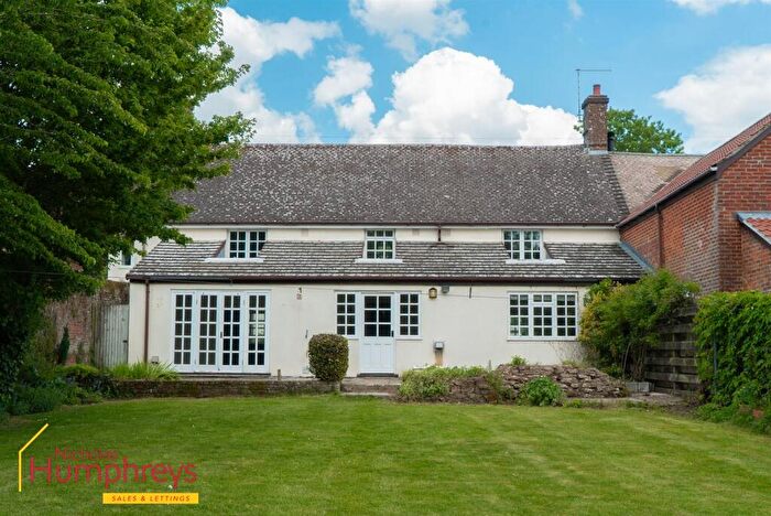 4 Bedroom Semi-Detached House For Sale In Gussage All Saints, BH21