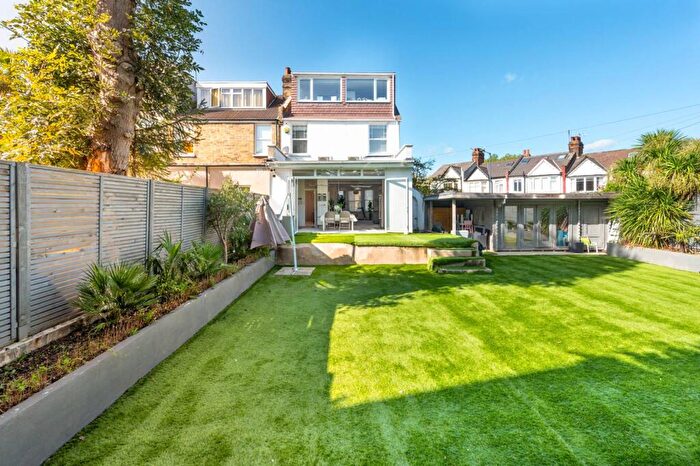 5 Bedroom End Of Terrace House To Rent In Aberdeen Road, Dollis Hill, London, NW10