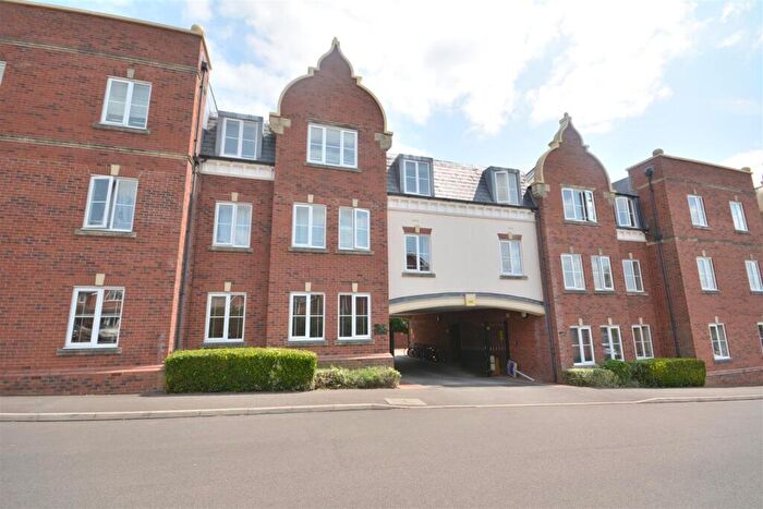 2 Bedroom Apartment To Rent In Duesbury Place, Mickleover, DE3