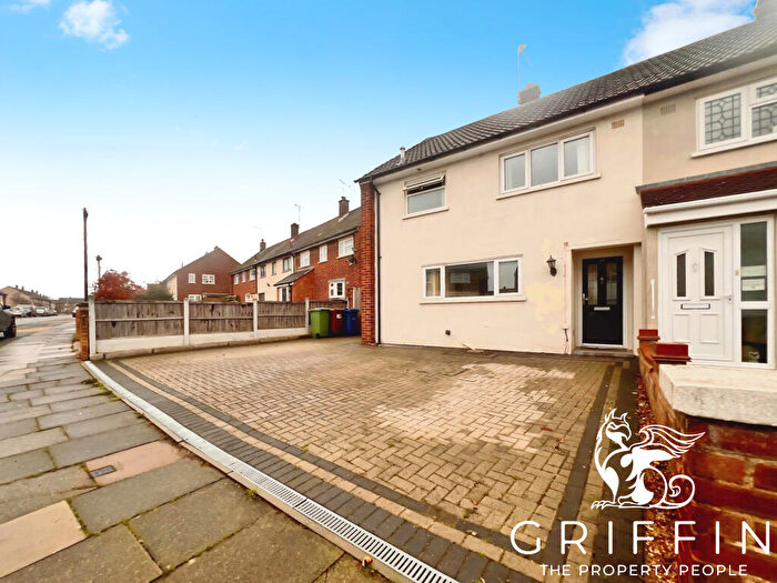 3 Bedroom Semi Detached House To Rent In Chafford Way, Stifford Clays, Grays, RM16