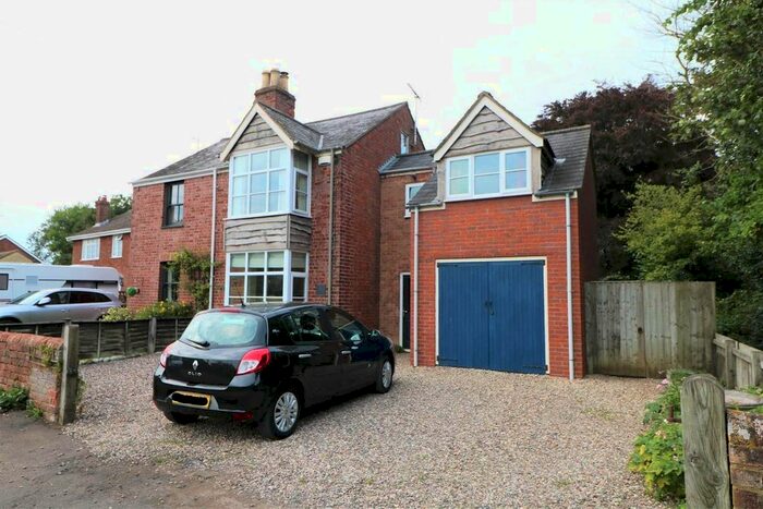 4 Bedroom Semi-Detached House To Rent In Vicarage Lane, Frampton On Severn, Gloucester, GL2