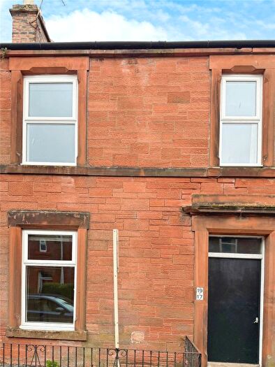 2 Bedroom Flat To Rent In Henry Street, Dumfries, Dumfries And Galloway, DG1