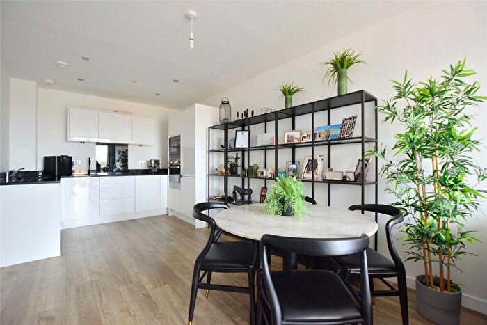 1 Bedroom Apartment To Rent In Bowen Drive, London, SE7