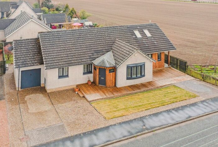 4 Bedroom Detached House For Sale In Hatchbank Road, Kinross, Perth And Kinross, KY13