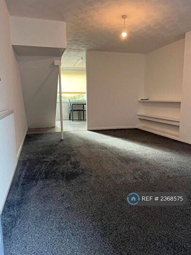 2 Bedroom End Of Terrace House To Rent In Telford Way, Leicester, LE5