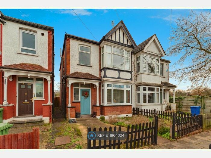 1 Bedroom Flat To Rent In Beresford Road, Harrow, HA1