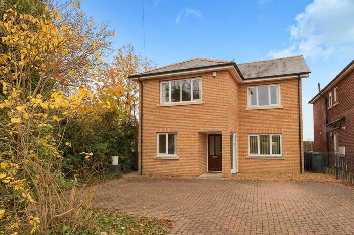 4 Bedroom Detached House For Sale In Water Lane, Oakington, Cambridge CB24
