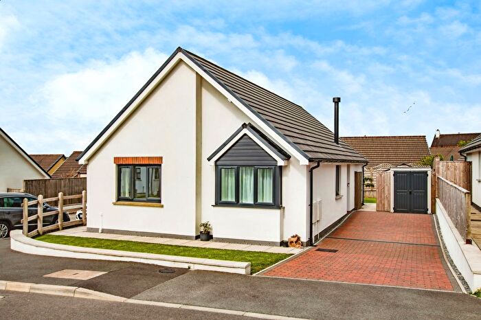 3 Bedroom Bungalow For Sale In Rock Park, Kilgetty, Pembrokeshire, SA68