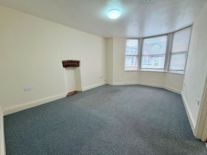Studio To Rent In Morgan Avenue, Torquay, TQ2