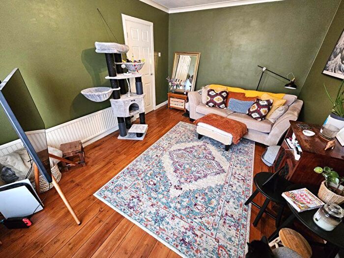 3 Bedroom Terraced House For Sale In Grimsbury Road, Kingswood, Bristol, BS15