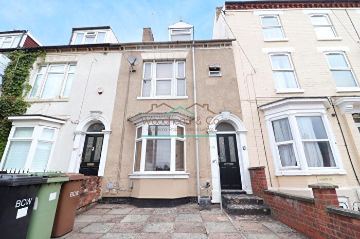 3 Bedroom Terraced House To Rent In Midland Road, Wellingborough, Northamptonshire, NN8