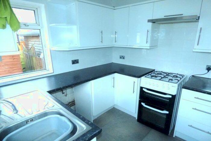2 Bedroom Maisonette To Rent In Briar Road, Watford, WD25