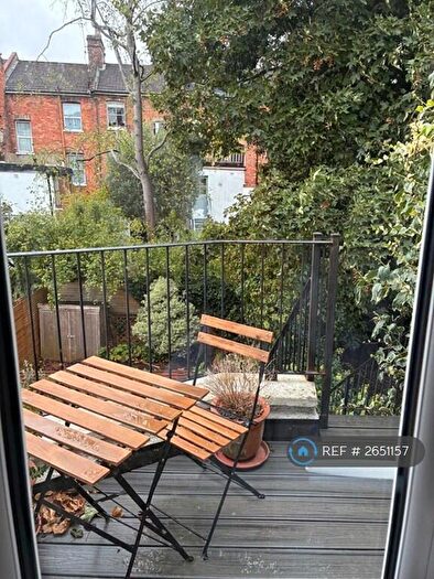 2 Bedroom Flat To Rent In Ambler Road, London, N4