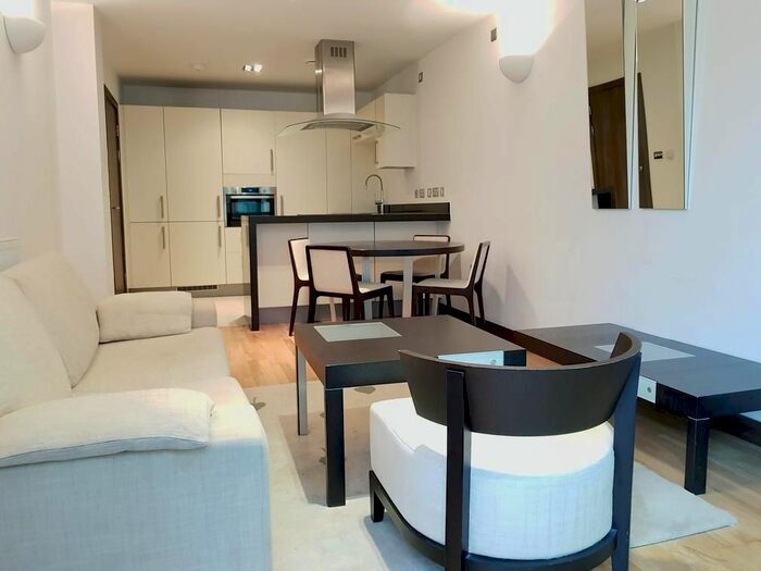 1 Bedroom Flat To Rent In Vicentia Court, Bridges Wharf, SW11