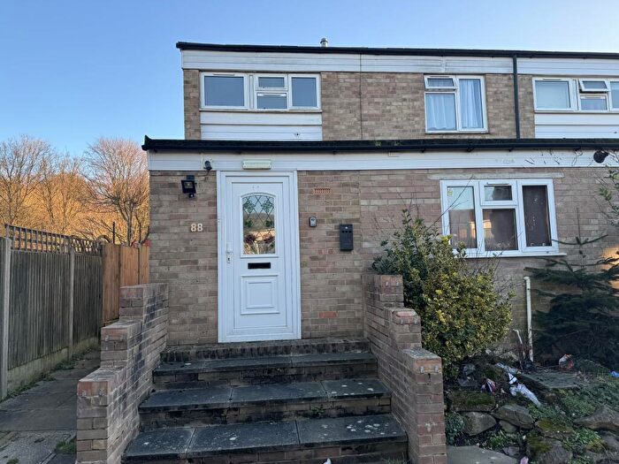 Studio To Rent In Tennyson Avenue, Canterbury, CT1