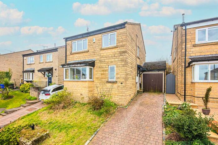 4 Bedroom Detached House For Sale In Oldwell Close, Totley, S17