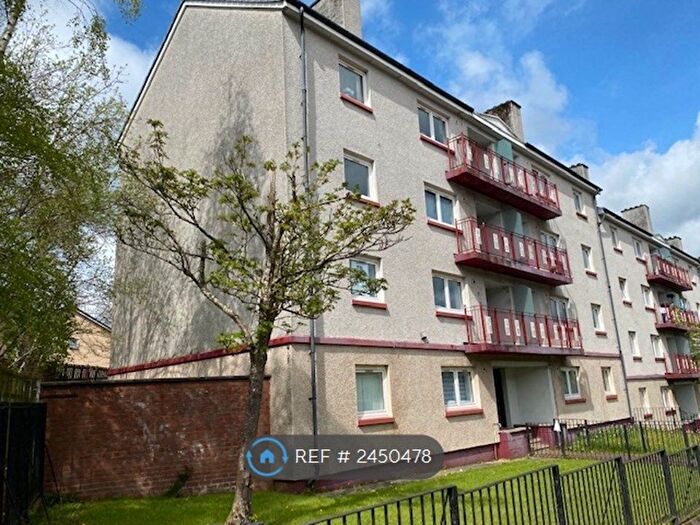 2 Bedroom Flat To Rent In Castlemilk Drive, Glasgow, G45