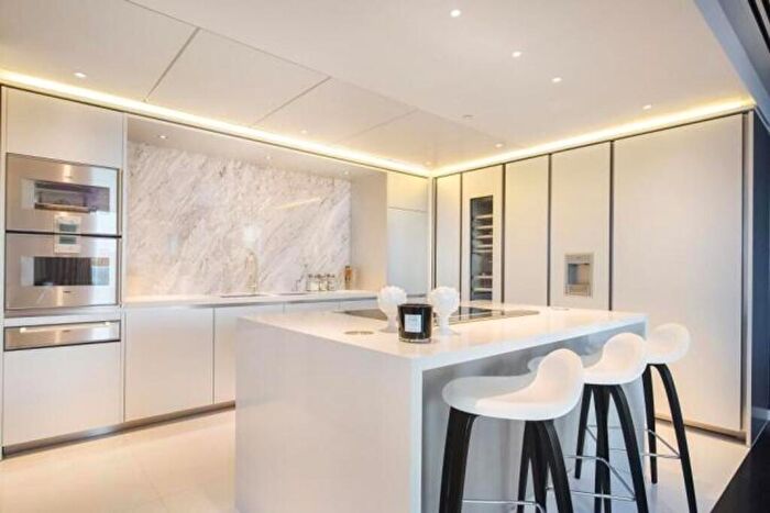 2 Bedroom Apartment To Rent In Moor Lane, London, EC2Y